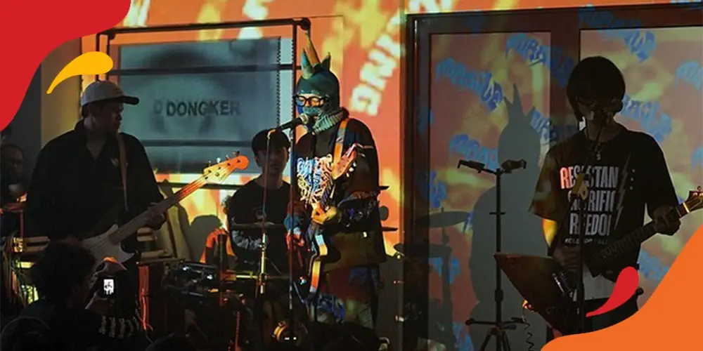 The Hallway Space Pasar Kosambi